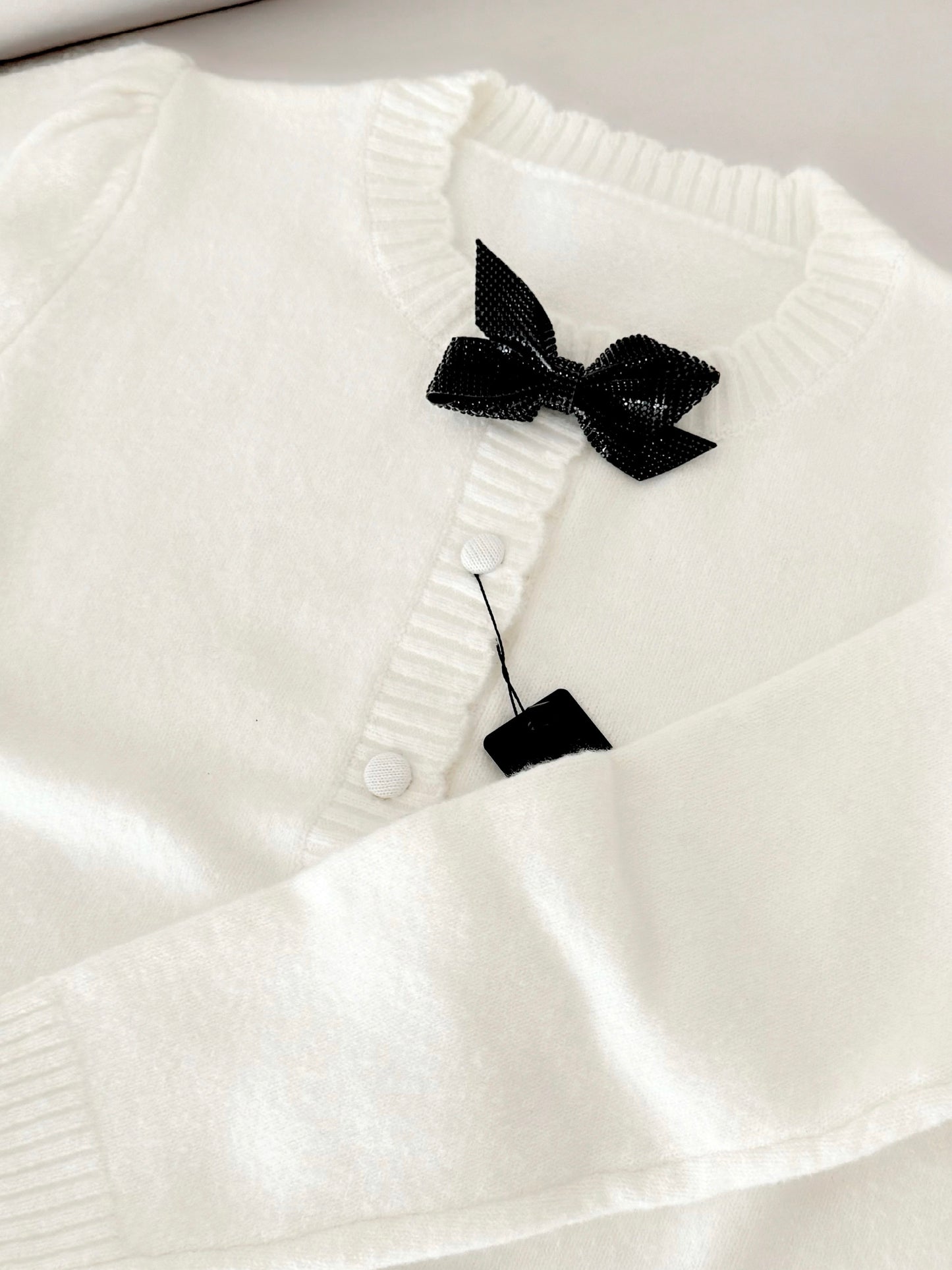 scallop knit cardigan (white)